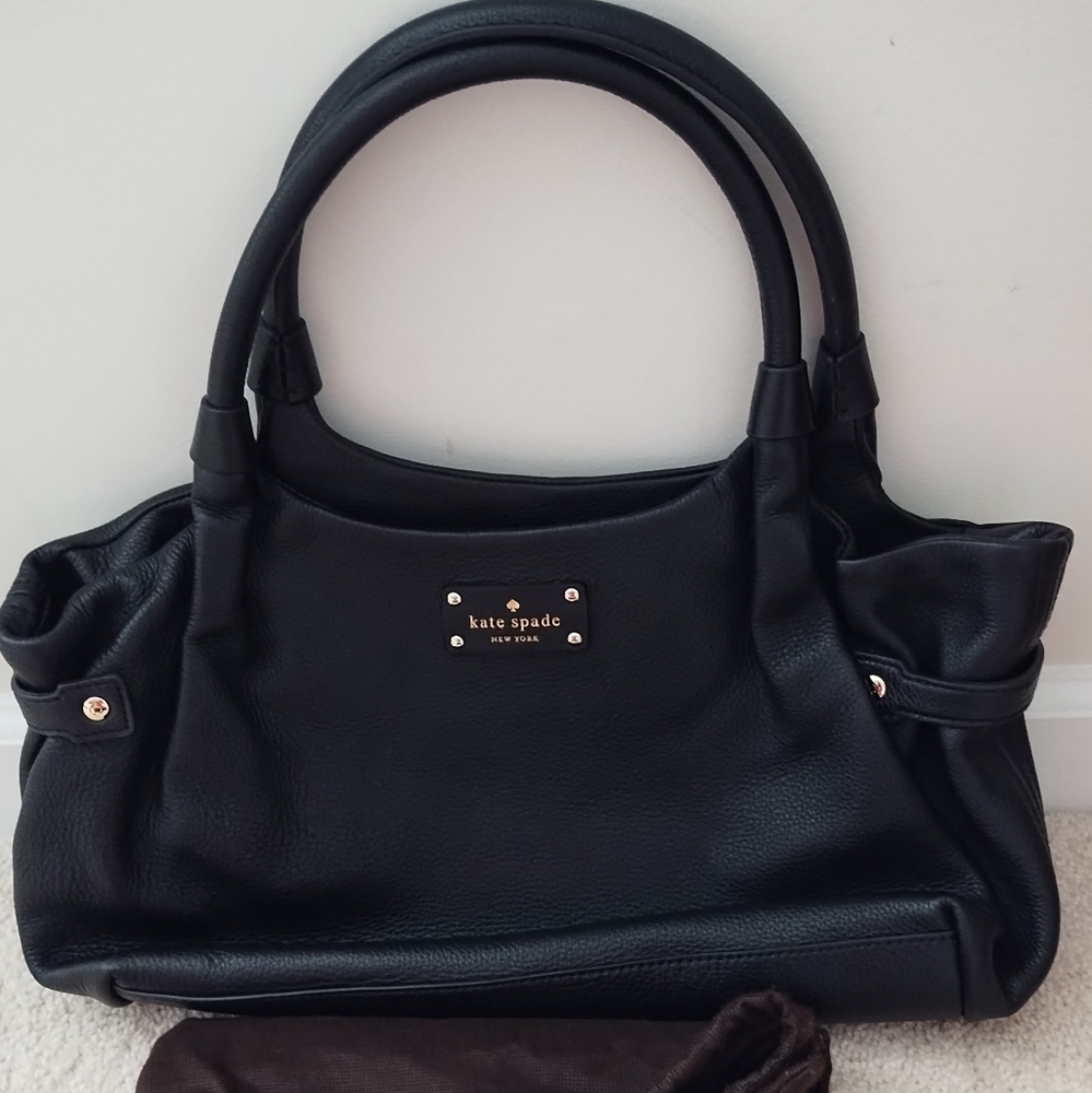 Kate Spade Stevie Large Black Leather shoulder Bag. Used In Excellent Condition.